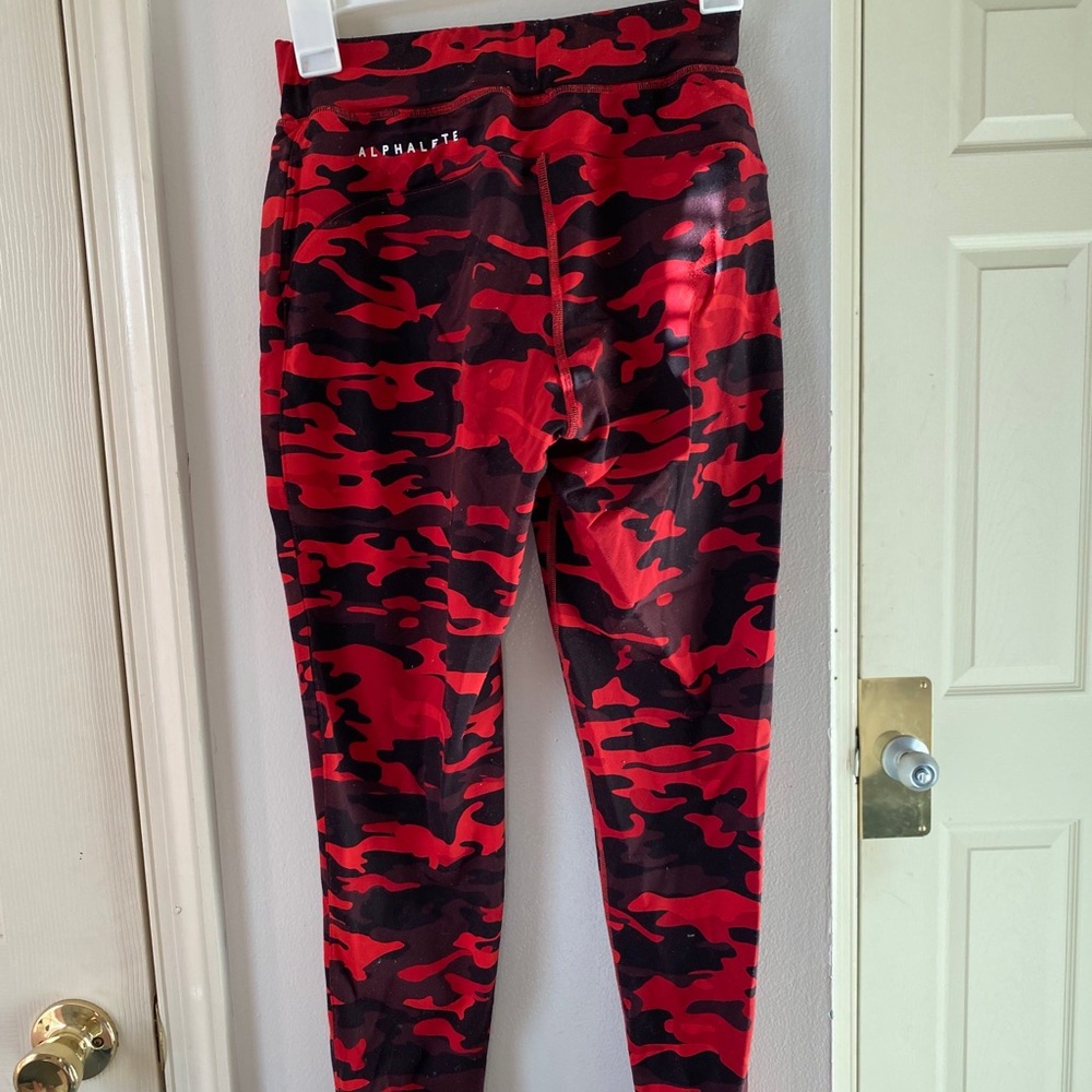 Alphalete Joggers